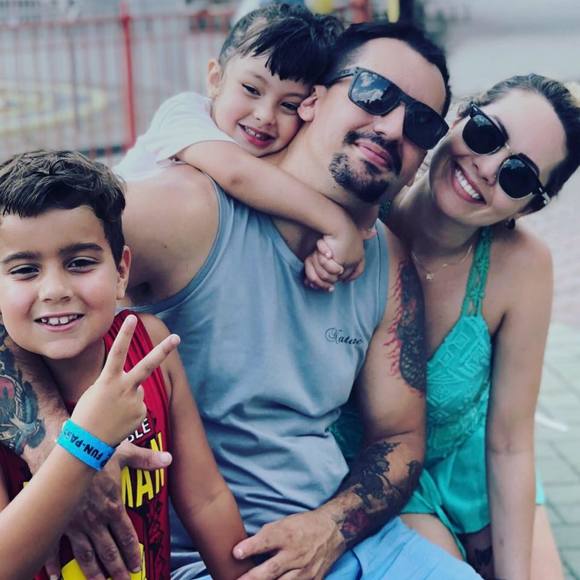 Meet your Posher, Thais - Picture 1 of 1